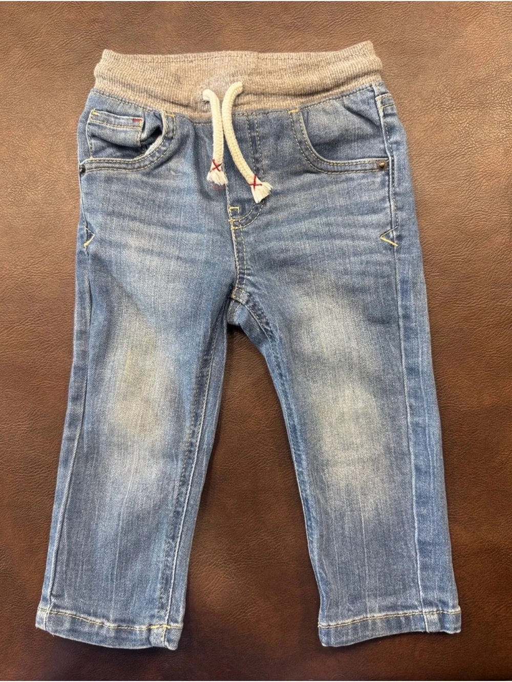 Bundle of 6 18 months boys pants.